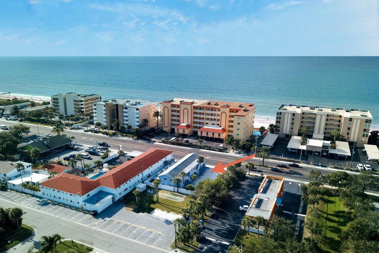 The Palm Condos St. Pete Beach Exteriör bild